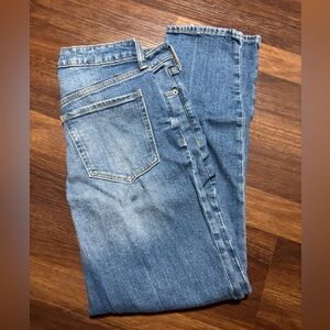 Old Navy Women’s OG Straight Blue Jeans